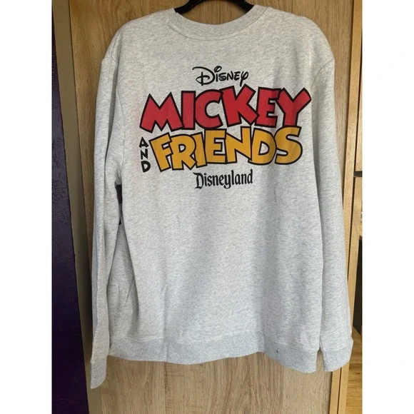 NWT!! Disney Parks Walt Disney World Mickey And Friends Sweatshirt | Adult 3XL - Picture 3 of 3